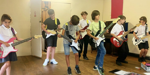 Kids Guitar Clubs - West End Brisbane