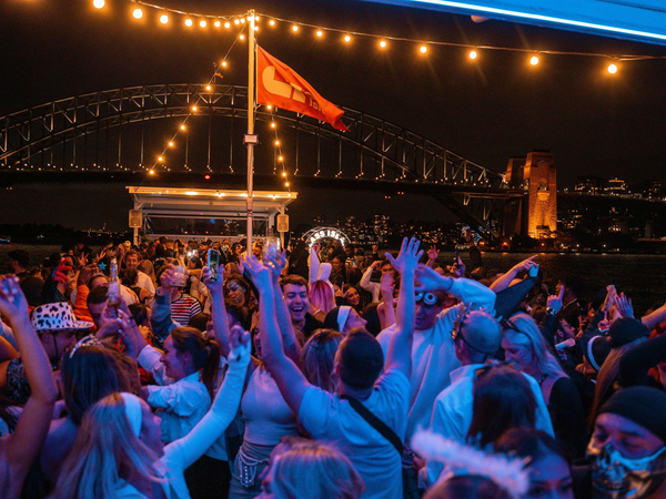 Glass Island pres. HALLOWEEN ON THE HARBOUR - Fri 31 Oct 2025