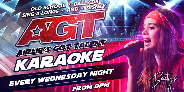 Karaoke at Boatys Airlie beach