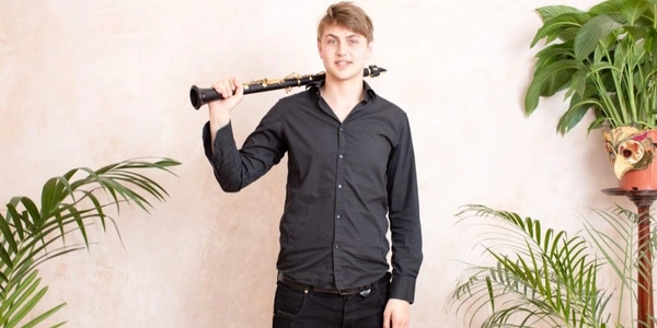 Benjamin Mellefont and Vatche Jambazian in Recital
