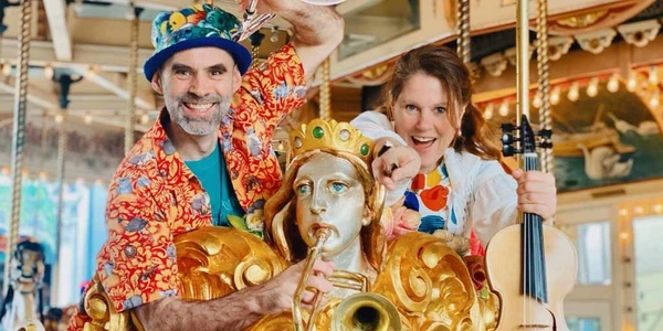 Mal Webb & Kylie Morrigan @ Humph Hall