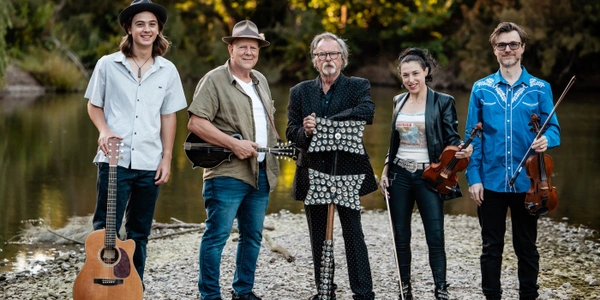 The Bushwackers live at Da Vinci
